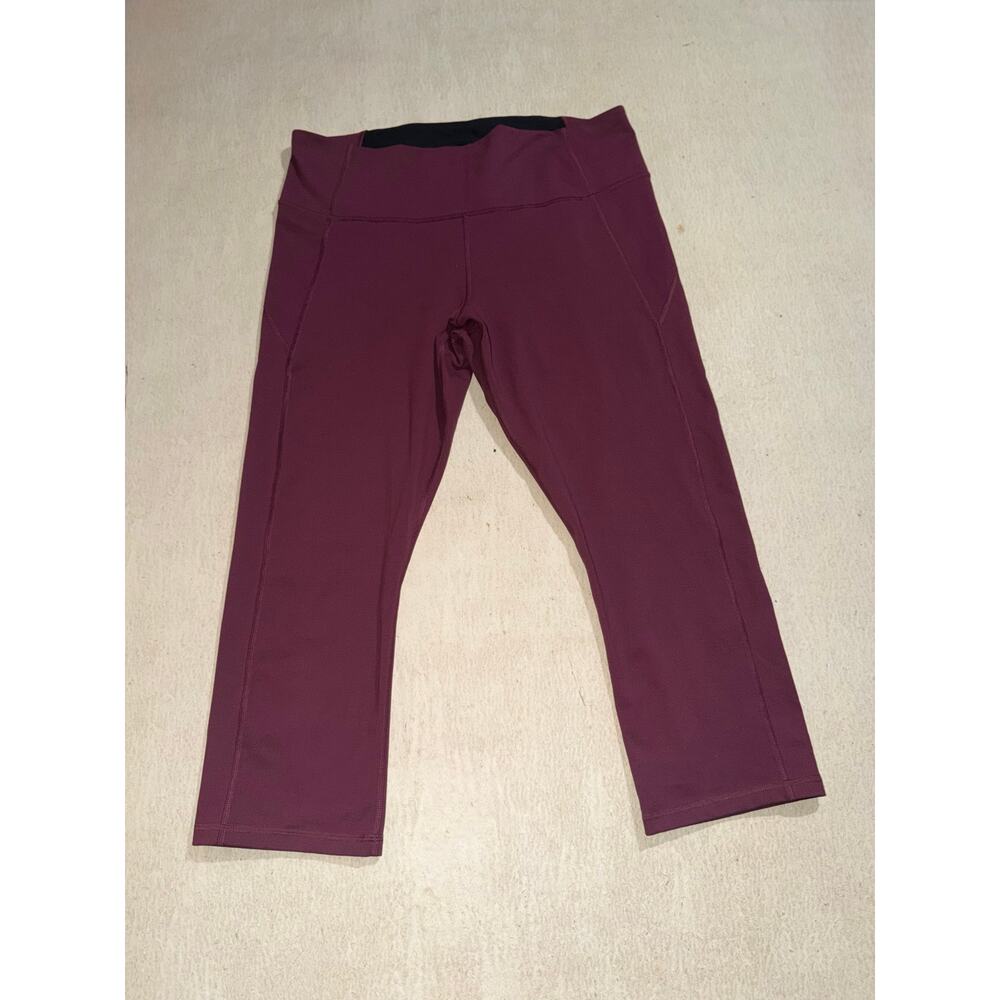 Under armour women’s maroon athletic leggings - Picture 14 of 16